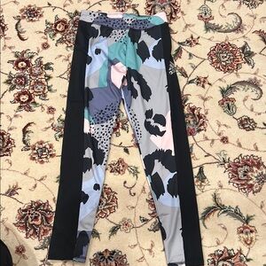 Girls Adidas Leggings Funky Print Size M 10/12
